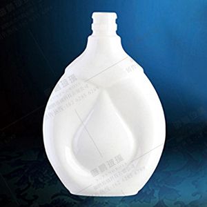 乳白酒瓶的特点